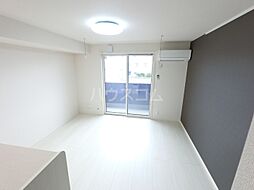 ブラスガーデン 305 3階ワンルームのリビング/ダイニング