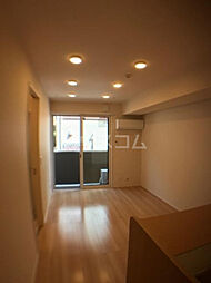 クレイドル 1階1LDKのリビング/ダイニング