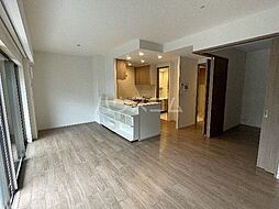 ジオ千里中央ザ・レジデンス 3階3LDKのリビング/ダイニング