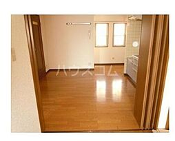 ベルハウス本郷台 2階2LDKのリビング/ダイニング