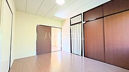 丘の上の陽だまりメゾン 1 1階4DKのリビング/ダイニング