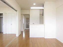 ＬｕｌｕＯＨＡＮＡ 202 2階2LDKのリビング/ダイニング