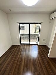 ドミール西尾久 102 1階ワンルームのリビング/ダイニング