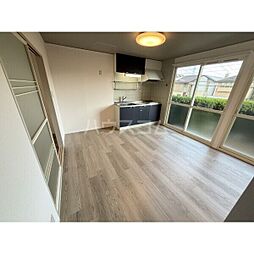 オクトスUEDA　C棟 202 1階2LDKのリビング/ダイニング