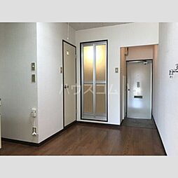 ビラージュIII 111 1階1DKのリビング/ダイニング