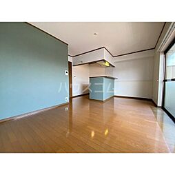 コーキア富洲原 3G 3階1LDKのリビング/ダイニング