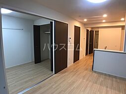 名古屋市営東山線 栄駅 バス41分 青山高添下車 徒歩5分の賃貸アパート 2階2LDKのリビング/ダイニング