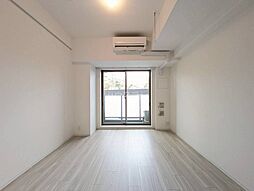 ウエリスアーバン守口 8階ワンルームのリビング/ダイニング