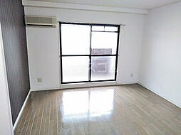 愛知高速東部丘陵線 はなみずき通駅 徒歩17分の賃貸マンション 3階ワンルームのリビング/ダイニング