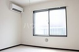 ディアロック 104 1階1Kのリビング/ダイニング