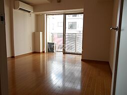 JR中央線 三鷹駅 徒歩8分の賃貸マンション 5階1Kのリビング/ダイニング