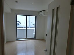 アートヒルズ横浜Ｂ棟 106 1階1Kのリビング/ダイニング