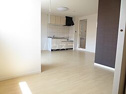 ステイブルハイム 2階1LDKのリビング/ダイニング