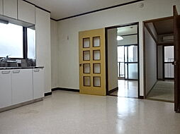 第2プラムフラワーガーデン 2-D 2階3DKのリビング/ダイニング