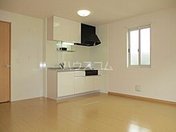 ラ・レアール・パス 101 1階2LDKのリビング/ダイニング