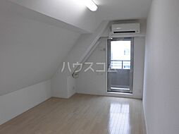 ラ・ボーン・ヴィ平井 5階ワンルームのリビング/ダイニング