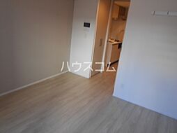 エストゥルース新小岩 8階1Kのリビング/ダイニング