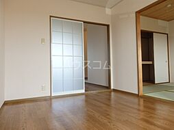 グランシャリオ 2階2DKのリビング/ダイニング