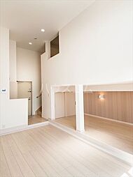 グランシェルズ 1階1Kのリビング/ダイニング