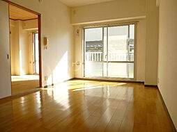 小田急小田原線 相模大野駅 徒歩11分の賃貸マンション 1階3LDKのリビング/ダイニング