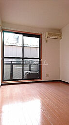 ブランドール 205 2階1Kのリビング/ダイニング