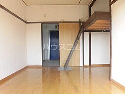 西府マンション 302 3階ワンルームのリビング/ダイニング