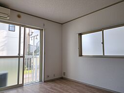 ホワイトウッドＣ 105 1階1DKのリビング/ダイニング