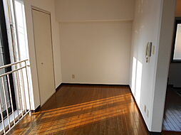 ヴィラトレスチコ 303 3階1DKのリビング/ダイニング