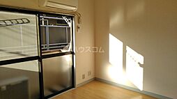 京王線 調布駅 徒歩7分の賃貸アパート 2階ワンルームのリビング/ダイニング