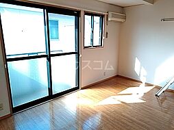 プルミエール相模原 201 2階1Kのリビング/ダイニング