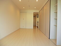 リブリ・Ｃａｌｍｅ−Ｕｎ 101 1階1Kのリビング/ダイニング