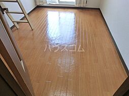 豊橋鉄道渥美線 愛知大学前駅 徒歩8分の賃貸アパート 2階1Kのリビング/ダイニング