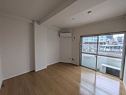 サンパルセ 305 3階1Kのリビング/ダイニング