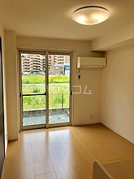 パークハウス　A棟 102 1階2DKのリビング/ダイニング