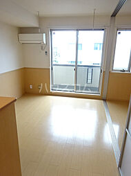 トレビナ中浦和 1階1LDKのリビング/ダイニング