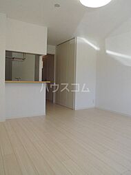 シャーメゾン泉 101 1階1Kのリビング/ダイニング