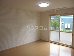 ヴィラージュルピナ　Ａ棟 102 1階2LDKのリビング/ダイニング