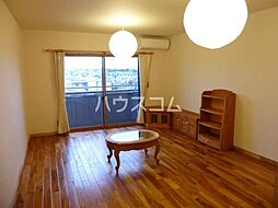 ユトリロつつじが丘2 202 2階1Kのリビング/ダイニング