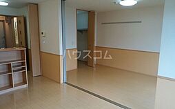 東急田園都市線 江田駅 バス32分 倉田屋前下車 徒歩2分の賃貸アパート 2階1LDKのリビング/ダイニング