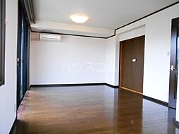 ラフィナート朝岡 202 2階3LDKのリビング/ダイニング