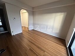 名古屋市営東山線 本山駅 徒歩3分の賃貸マンション 4階3LDKのリビング/ダイニング