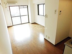 名古屋市営東山線 本山駅 徒歩4分の賃貸マンション 1階ワンルームのリビング/ダイニング