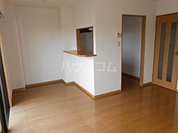 ピュアナイン 301 3階1LDKのリビング/ダイニング