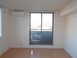 日暮里舎人ライナー 西新井大師西駅 徒歩9分の賃貸マンション 2階1Kのリビング/ダイニング