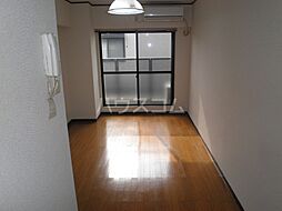 名古屋市営桜通線 車道駅 徒歩10分の賃貸マンション 3階ワンルームのリビング/ダイニング