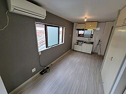クロノス香取 204 2階ワンルームのリビング/ダイニング