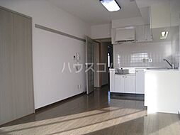 アーバンパーク行徳 703 7階3DKのリビング/ダイニング