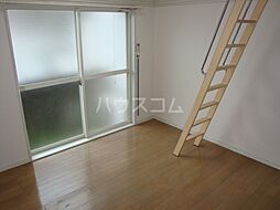 近鉄名古屋線 烏森駅 徒歩10分の賃貸アパート 2階1Kのリビング/ダイニング