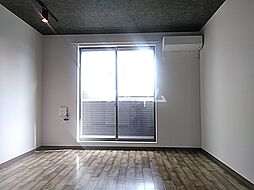 名古屋市営鶴舞線 庄内通駅 徒歩7分の賃貸アパート 1階1Kのリビング/ダイニング