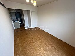 小田急小田原線 鶴川駅 徒歩11分の賃貸アパート 1階ワンルームのリビング/ダイニング